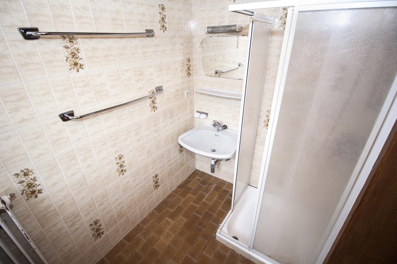 Hostel Chillertal Mayrhofen Ngoại thất bức ảnh